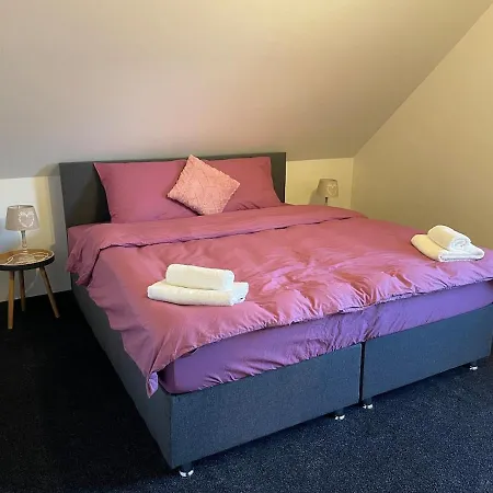 Dhuenn House * Kürten